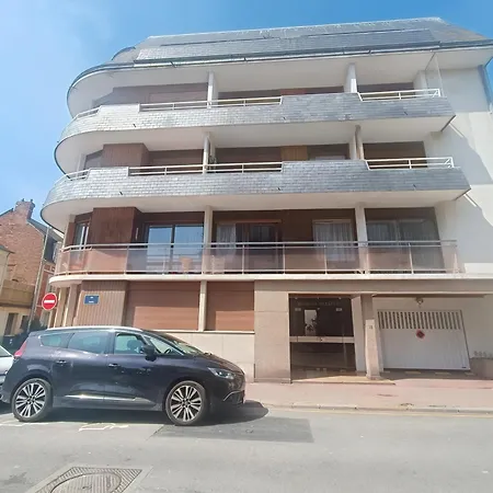 Au Cœur De Avec Balcon Et à 10 Min à Pied *