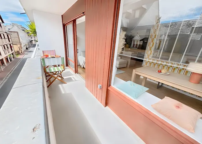 Au Coeur De Avec Balcon Et A 10 Min A Pied Apartament