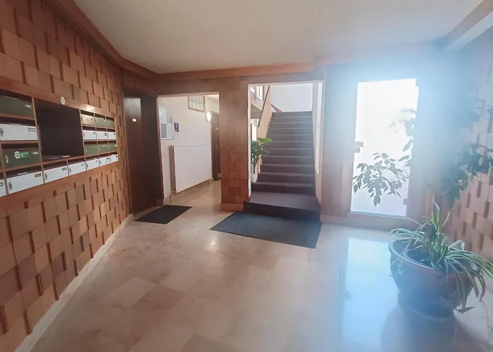 Appartement Au Coeur De Avec Balcon Et A 10 Min A Pied *